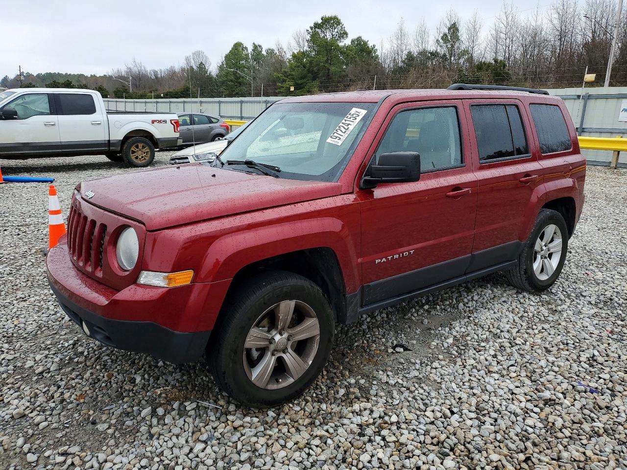 2015 Jeep Patriot Latitude, VIN 1C4NJRFB1FD135814 — Front end