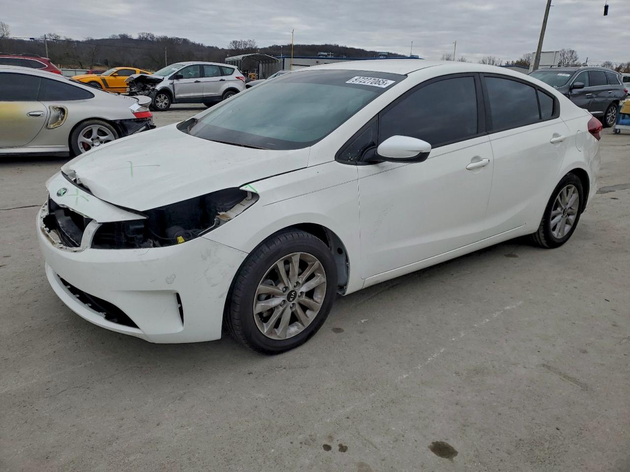 2017 Kia Forte LX, VIN 3KPFL4A71HE014870 — Front end