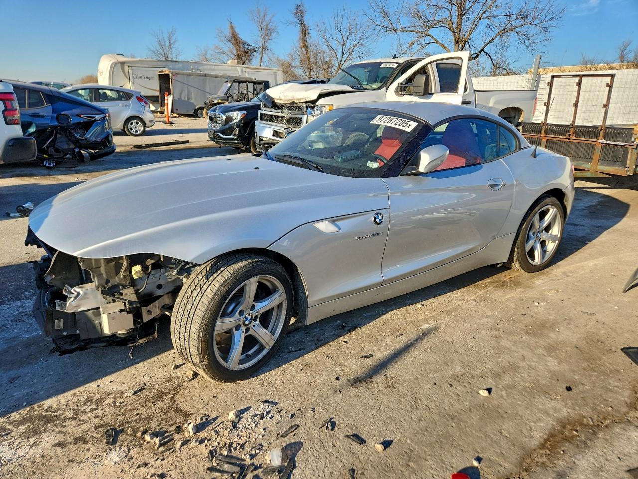 2012 BMW Z4 sDrive28i, VIN WBALL5C58CJ103378 — Перед