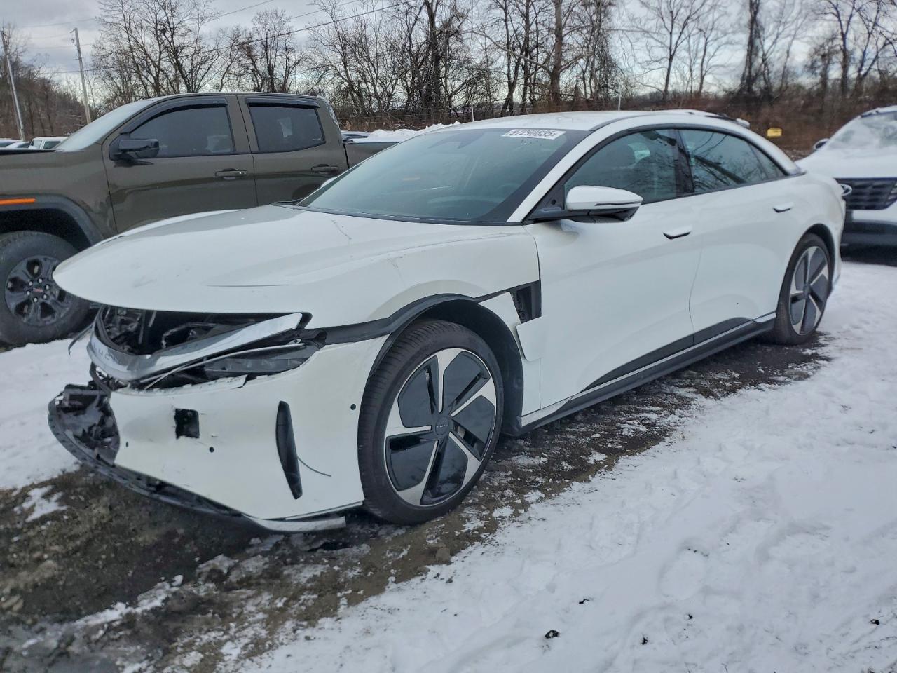 2025 Lucid Air Pure, VIN 50EA1PGAXSA001786 — Front end
