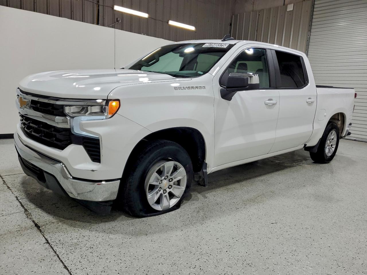 2025 Chevrolet Silverado 1500 LT, VIN 2GCPACED0S1144759 — Бок