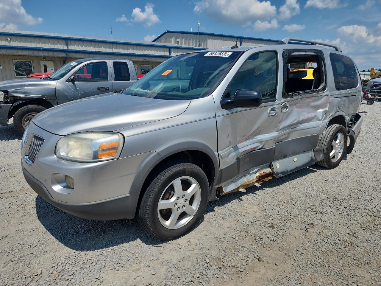 2006 Pontiac Montana, VIN 1G5DV13LX6D208197 — Side