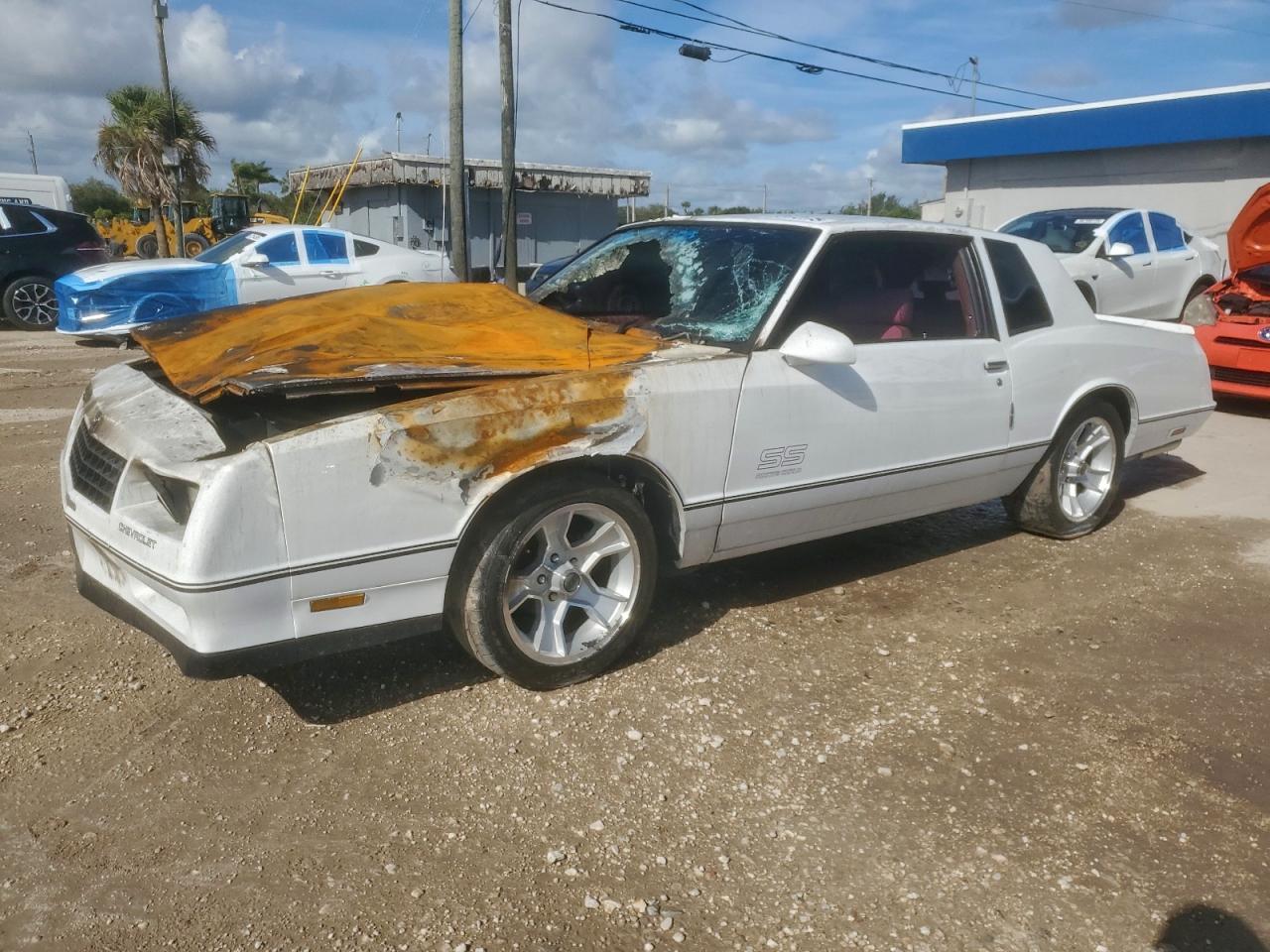 1986 Chevrolet Monte Carlo Sport, VIN 1G1GZ37GXGR163777 — Engine fire