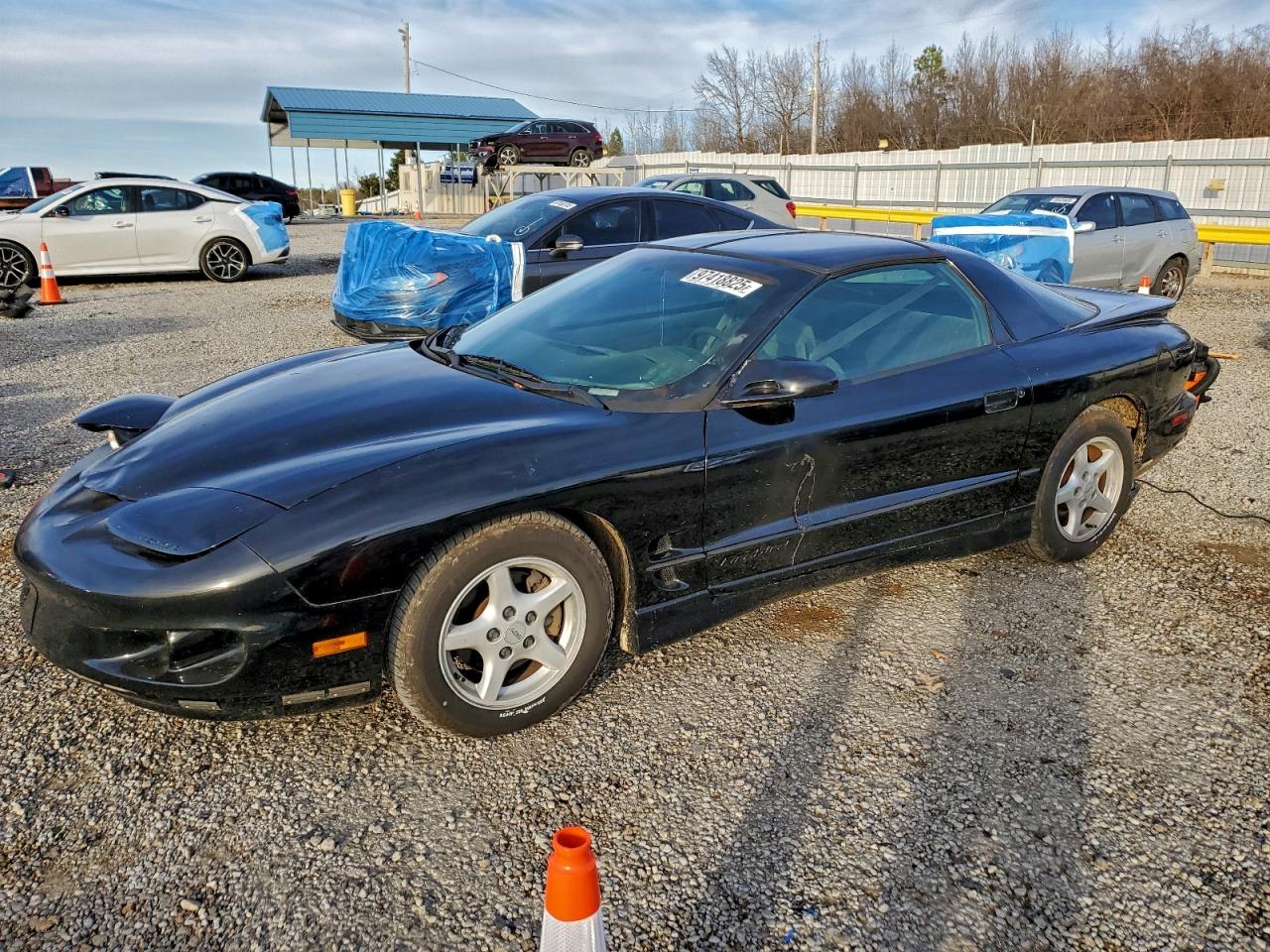 1999 Pontiac Firebird Firebird, VIN 2G2FS22K0X2229662 — Rear end