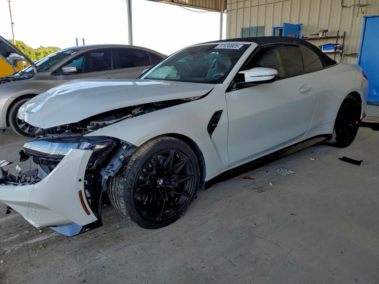 2025 BMW M4 Competition xDrive, VIN WBS43BA09SCU83128 — Front end