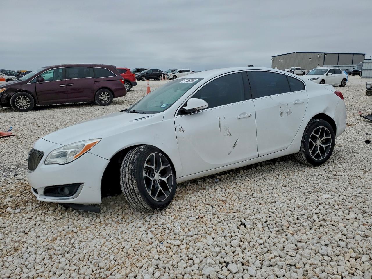 2017 Buick Regal Sport Touring, VIN 2G4GL5EX9H9104637 — Frame damage