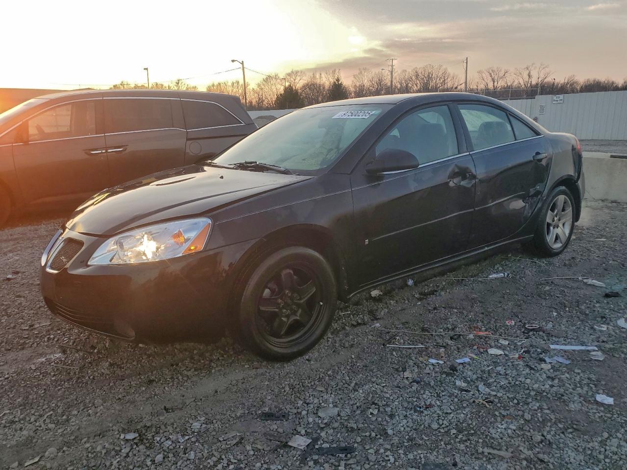 2007 Pontiac G6 G6, VIN 1G2ZG58B874230964 — Side