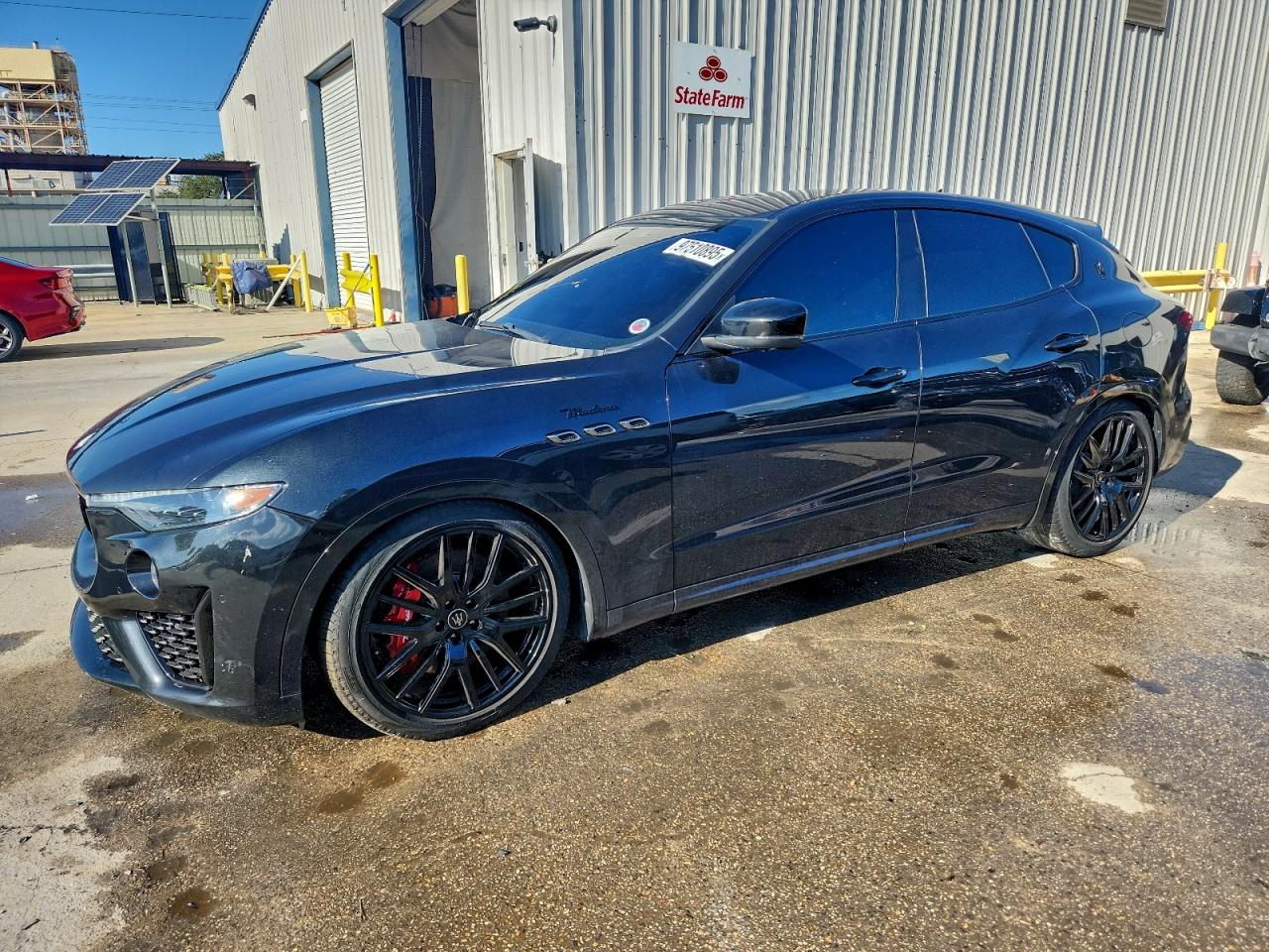 2022 Maserati Levante Modena, VIN ZN661YUMXNX385342 — Vandalism