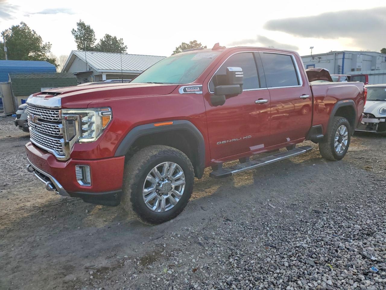 2021 GMC Sierra 2500HD Denali, VIN 1GT49REY6MF150420 — Front end
