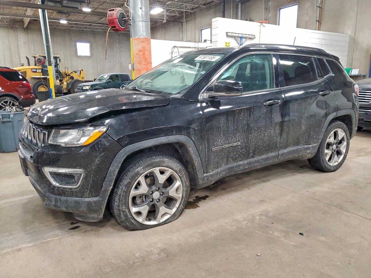 2018 Jeep Compass Limited, VIN 3C4NJDCB1JT372409 — Front end