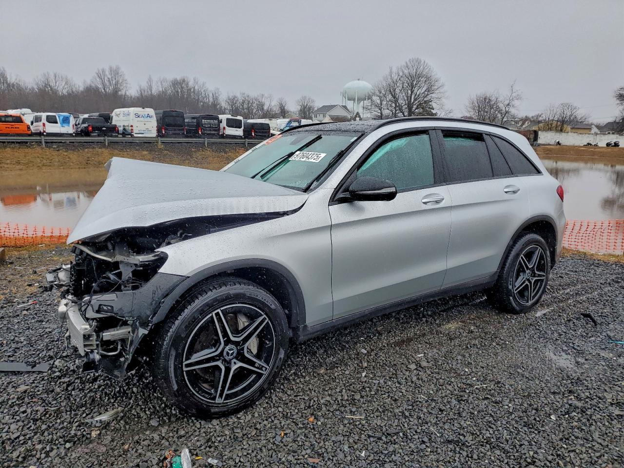 2020 Mercedes-Benz GLC 300, VIN W1N0G8EB4LF856805 — Front end