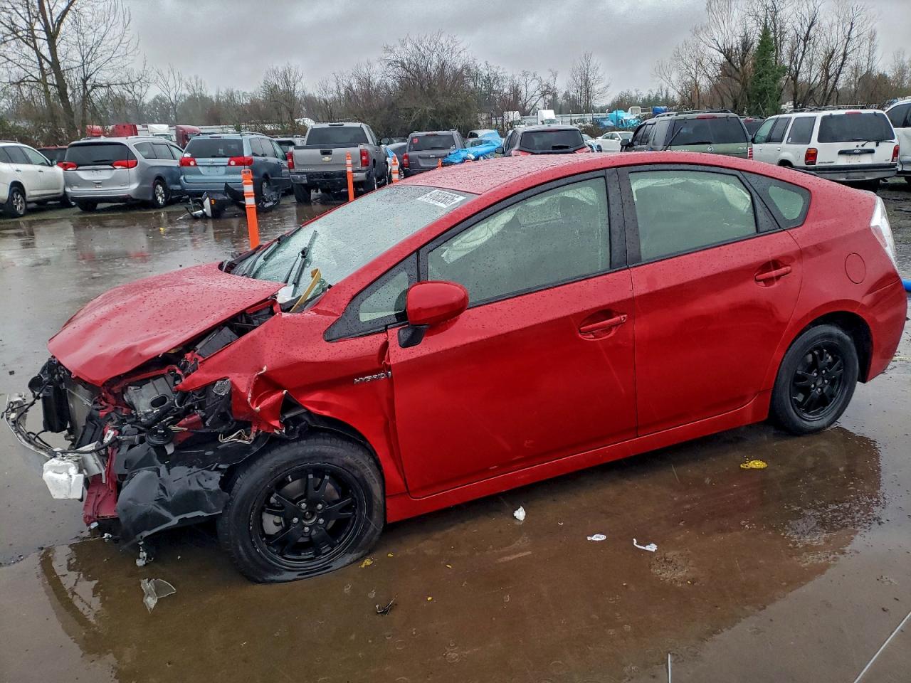 2015 Toyota Prius Three, VIN JTDKN3DU1F0455683 — Front end