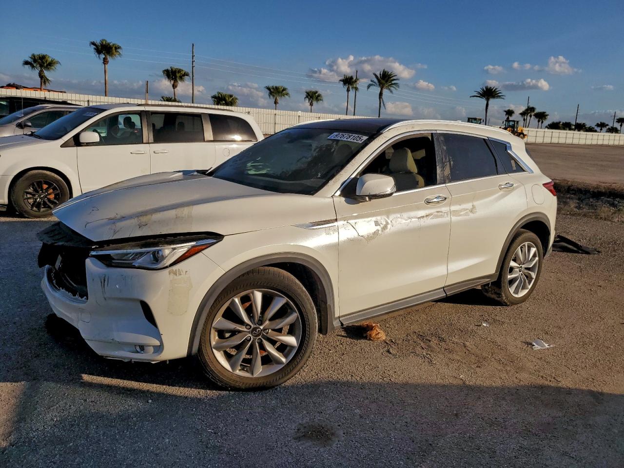 2020 Infiniti QX50 Luxe, VIN 3PCAJ5M13LF109821 — Side