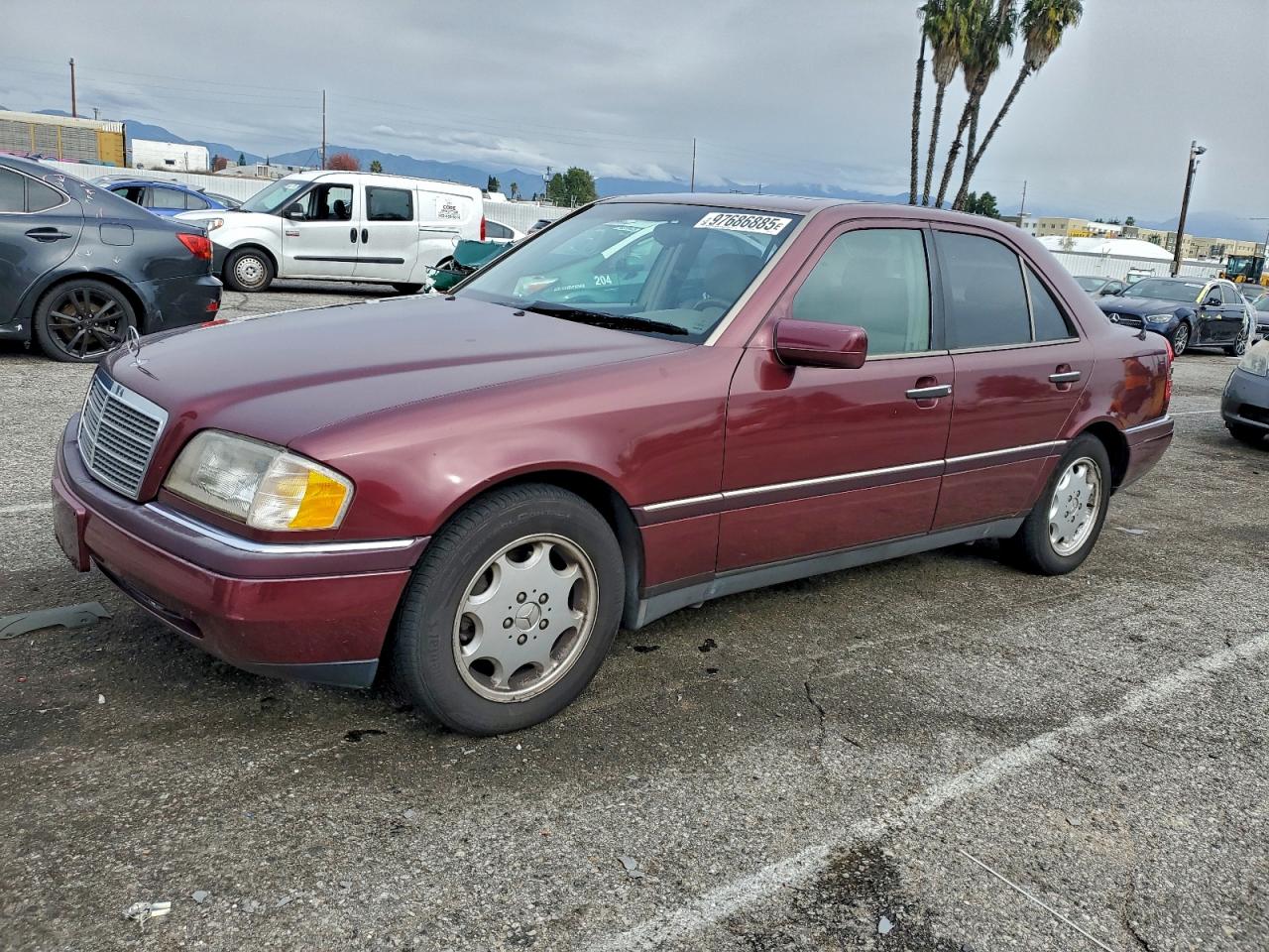 1996 Mercedes-Benz C, VIN WDBHA28E2TF346577 — Minor dents and scratches