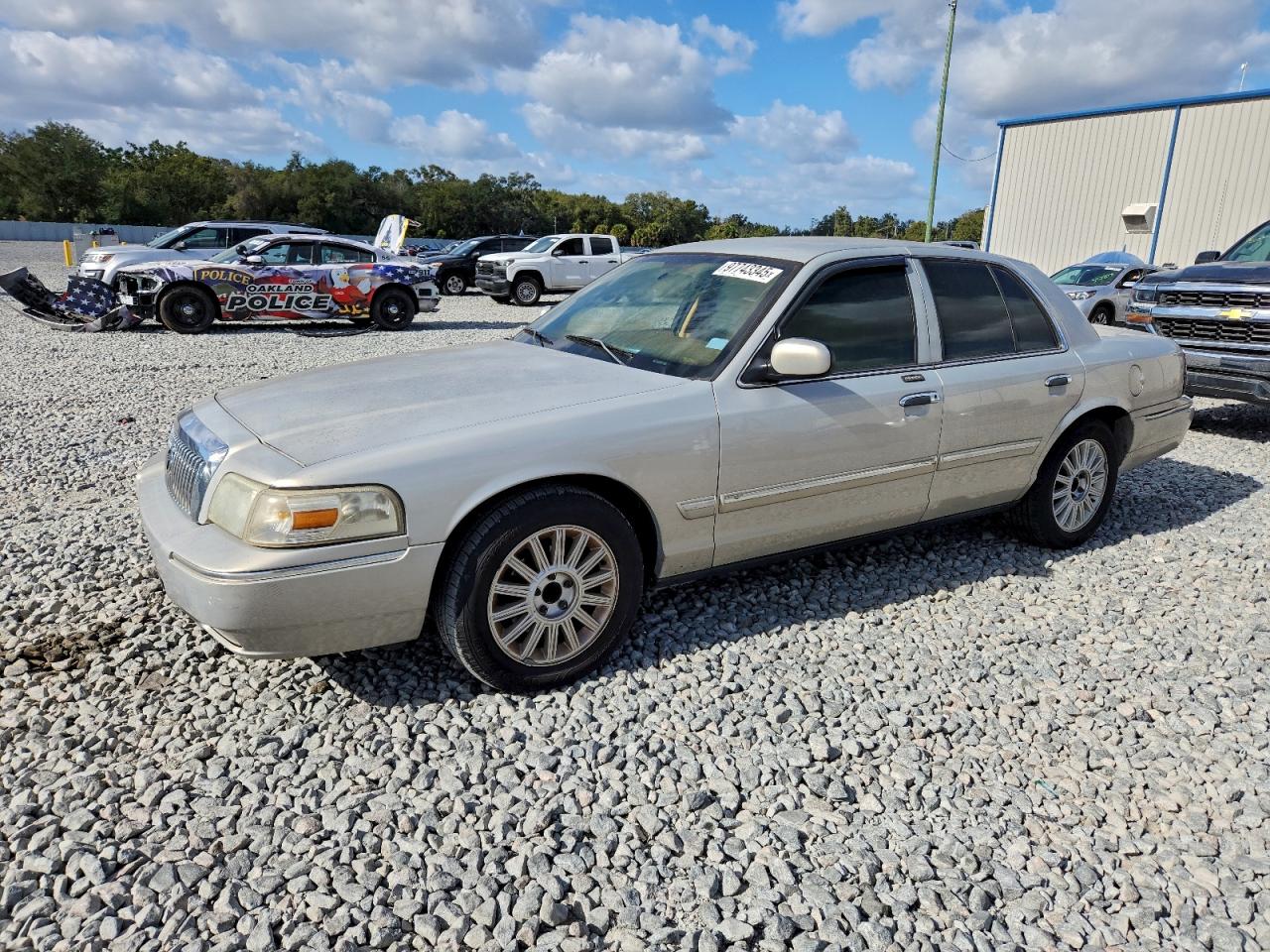 2011 Mercury Grand Marquis LS, VIN 2MEBM7FV8BX605590 — Interior fire