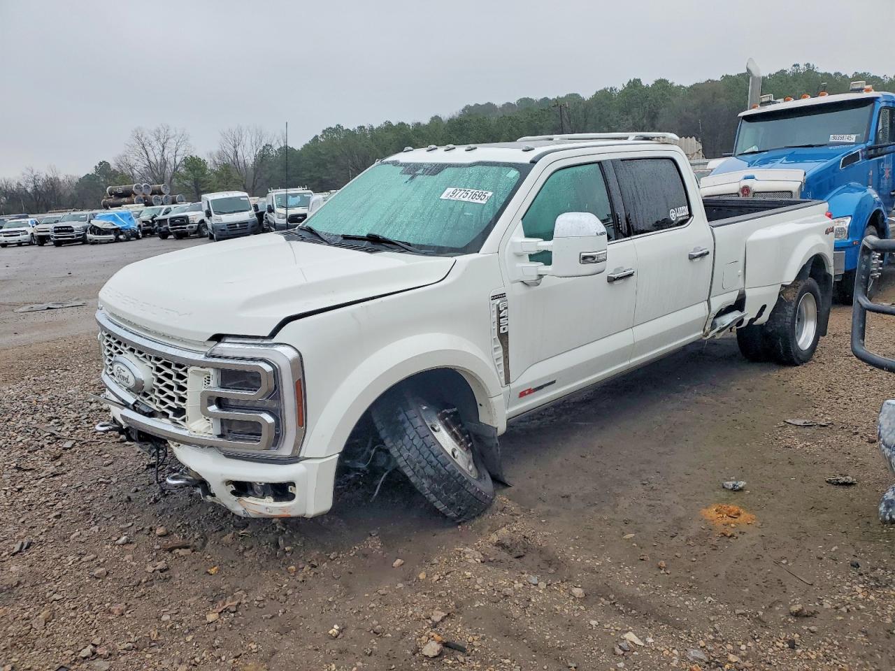 2024 Ford F-450 XL, VIN 1FT8W4DM1RED21566 — Front end