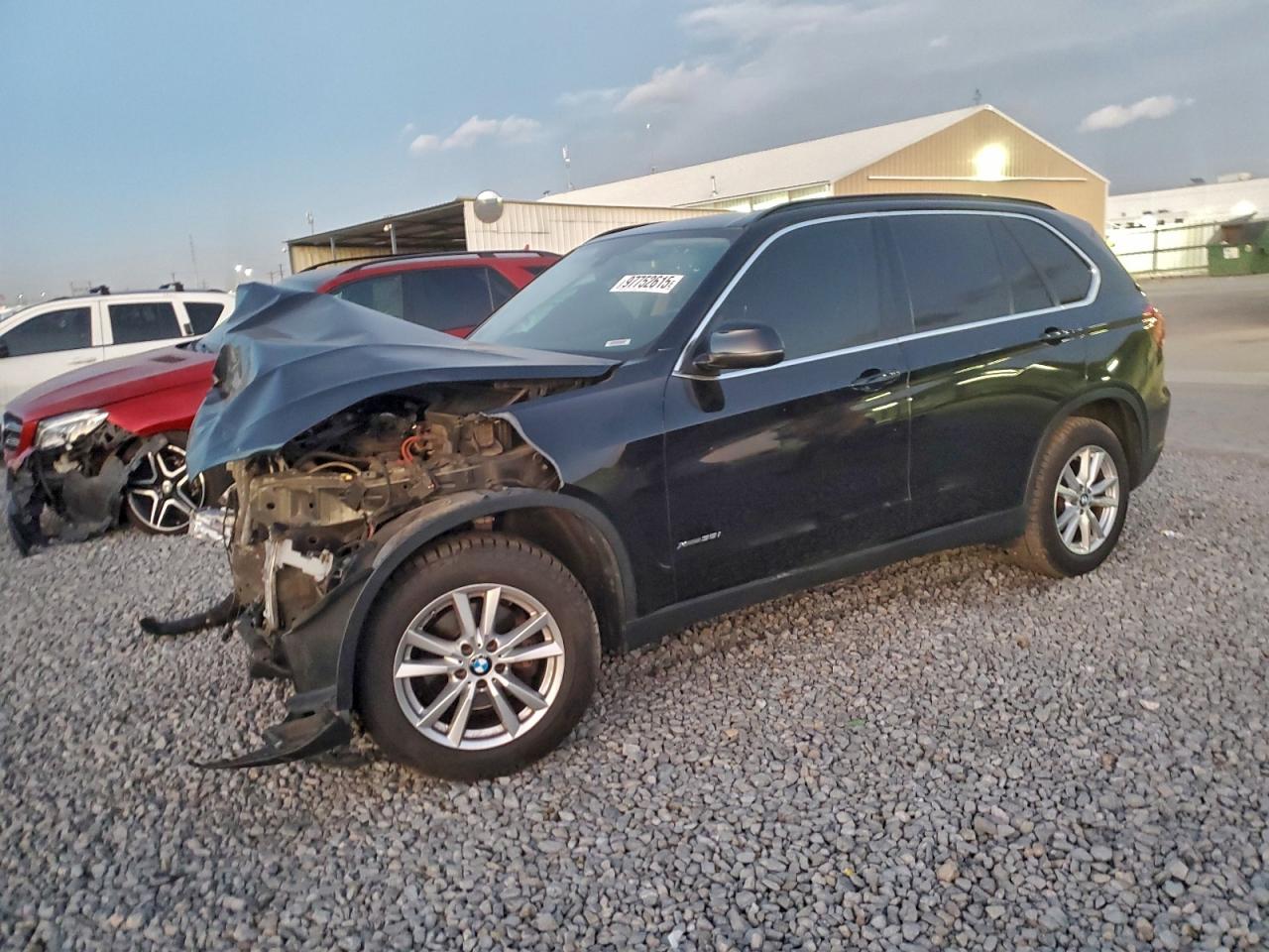 2015 BMW X5 xDrive35i, VIN 5UXKR0C5XF0K69894 — Front end