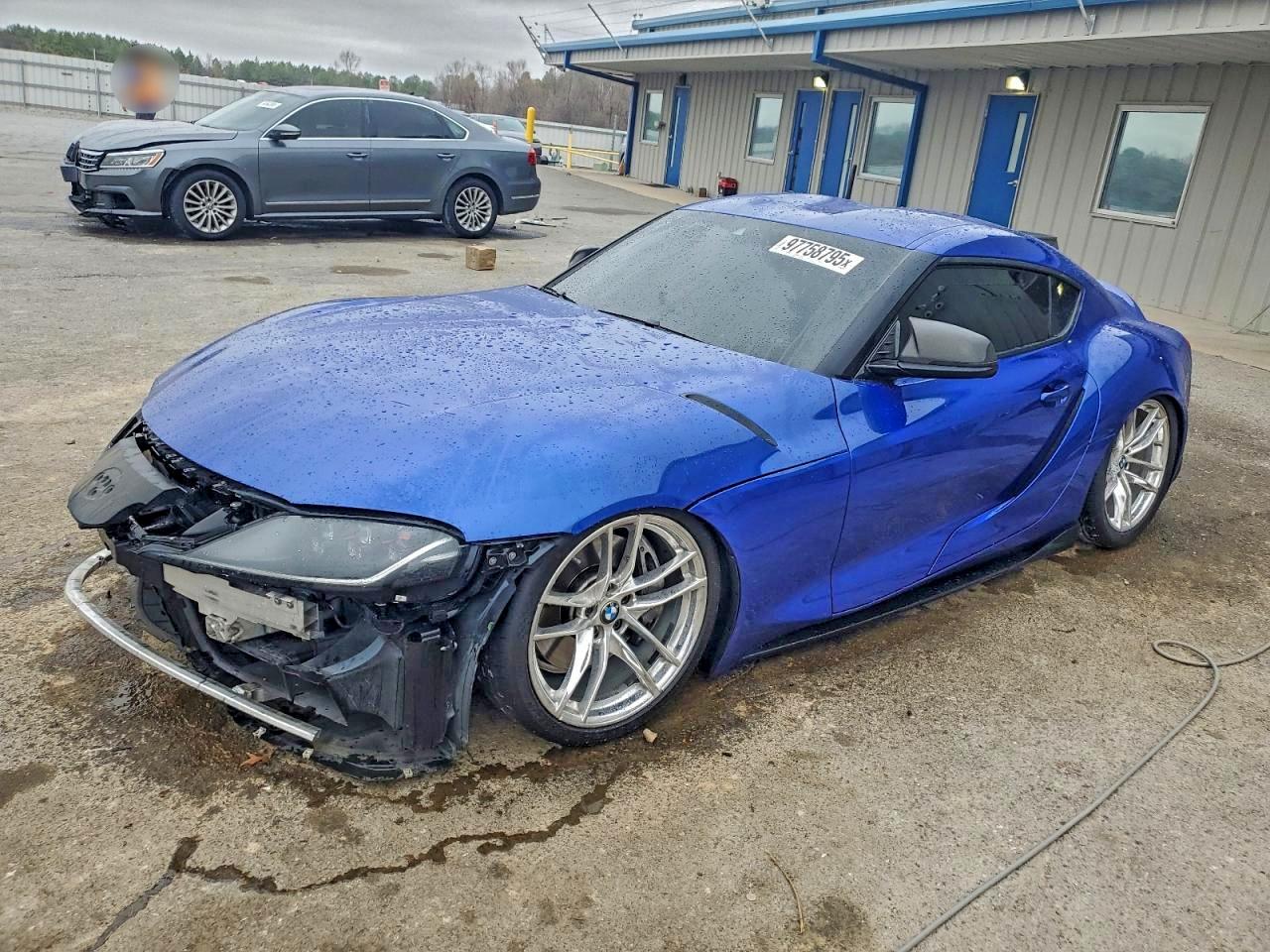 2023 Toyota Supra 3.0, VIN WZ1DB0G08PW057783 — Front end