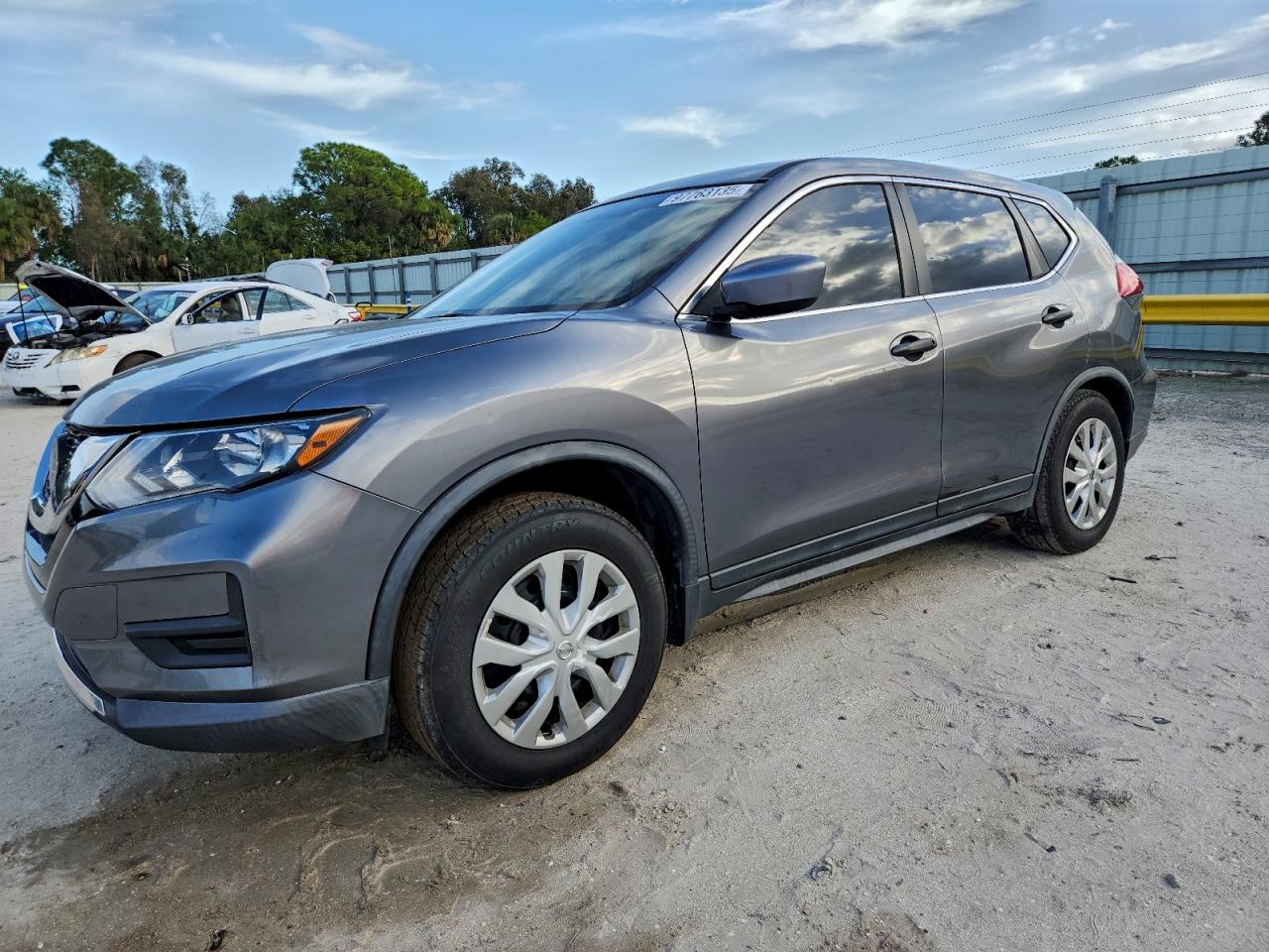 2018 Nissan Rogue S, VIN KNMAT2MT1JP602216 — Rear end