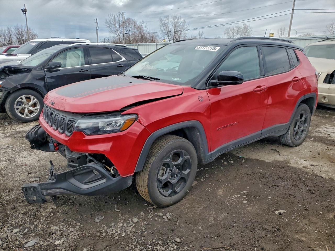 2023 Jeep Compass Trailhawk, VIN 3C4NJDDN2PT565279 — Front end