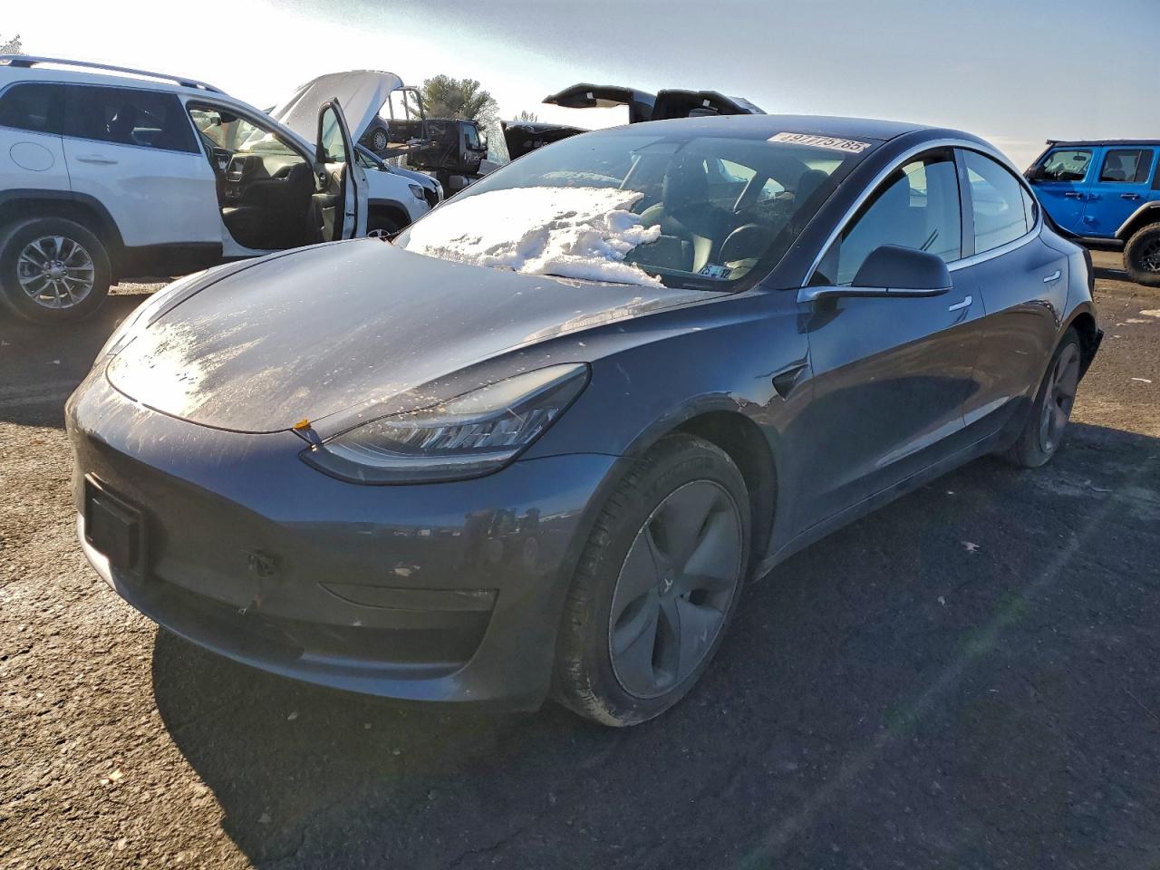 2017 Tesla Model 3 Standard, VIN 5YJ3E1EA6HF000099 — Зад