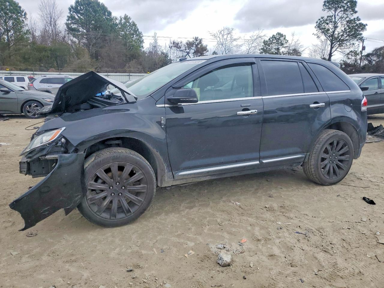 2015 Lincoln MKX, VIN 2LMDJ8JK0FBL34730 — Перед