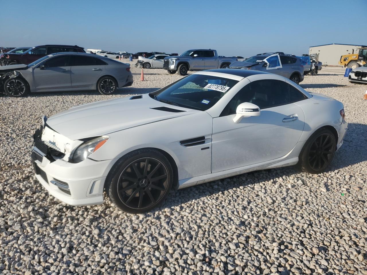 2015 Mercedes-Benz SLK 250, VIN WDDPK4HA6FF109653 — Front end