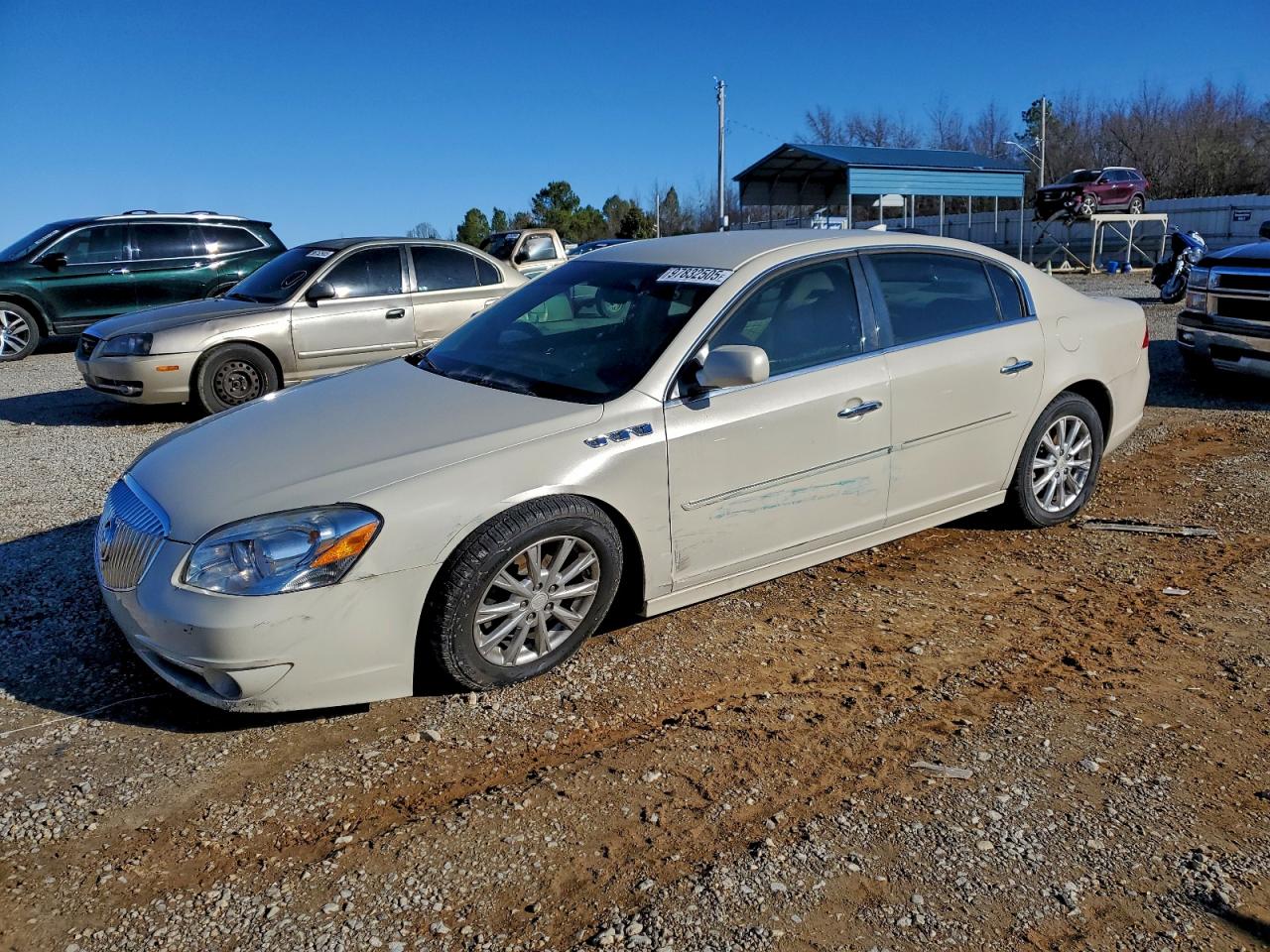 2010 Buick Lucerne CXL, VIN 1G4HC5EM9AU117634 — Фото с аукциона 1 of 4