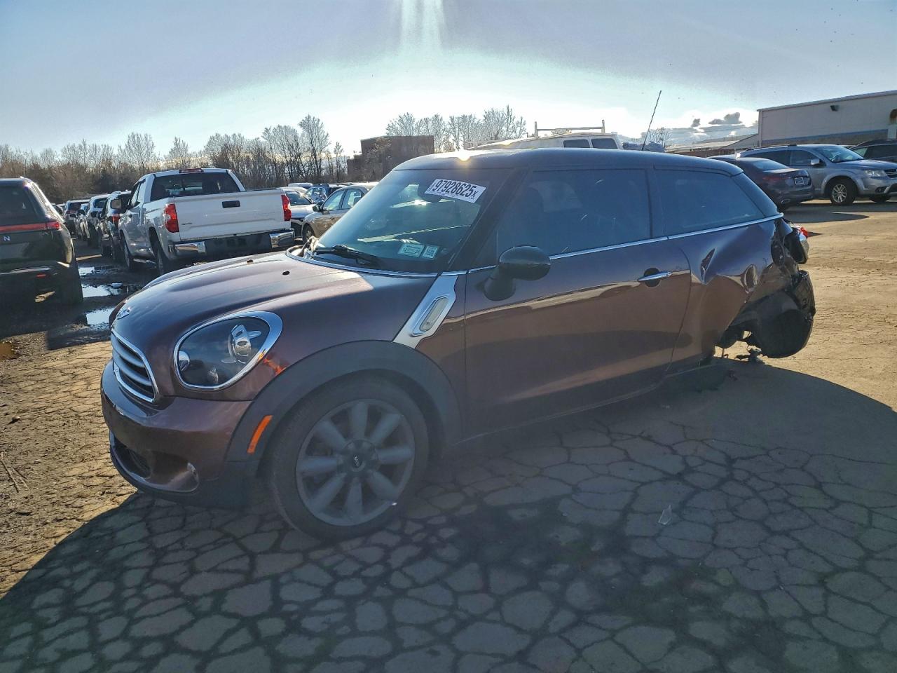 2015 MINI Paceman, VIN WMWSS1C56FWN46725 — Бок