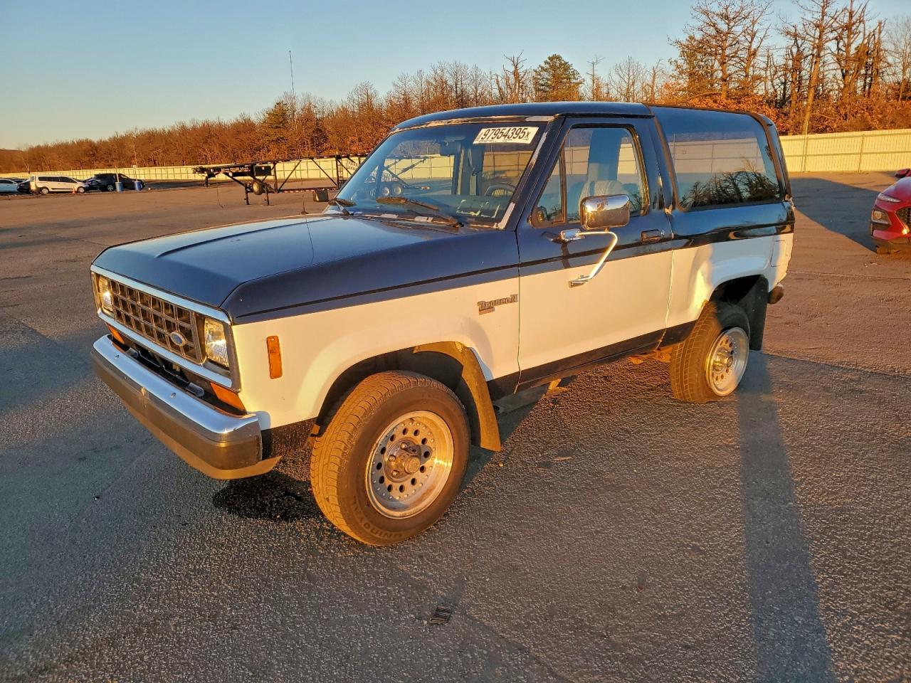 1988 Ford Bronco, VIN 1FMCU14T2JUE01552 — Rear end