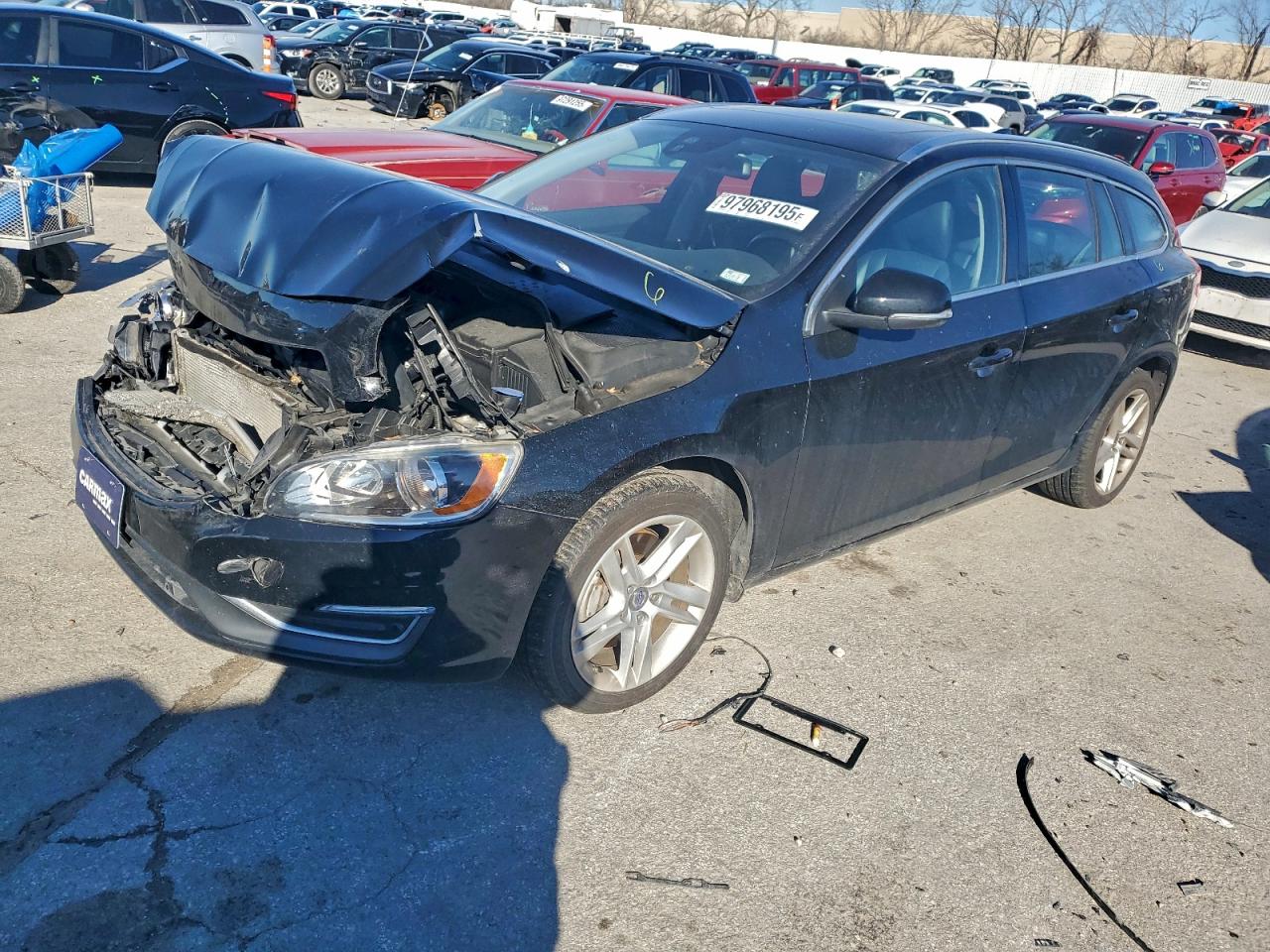 2015 Volvo V60 T5 Platinum, VIN YV1612SD4F1212996 — Front end