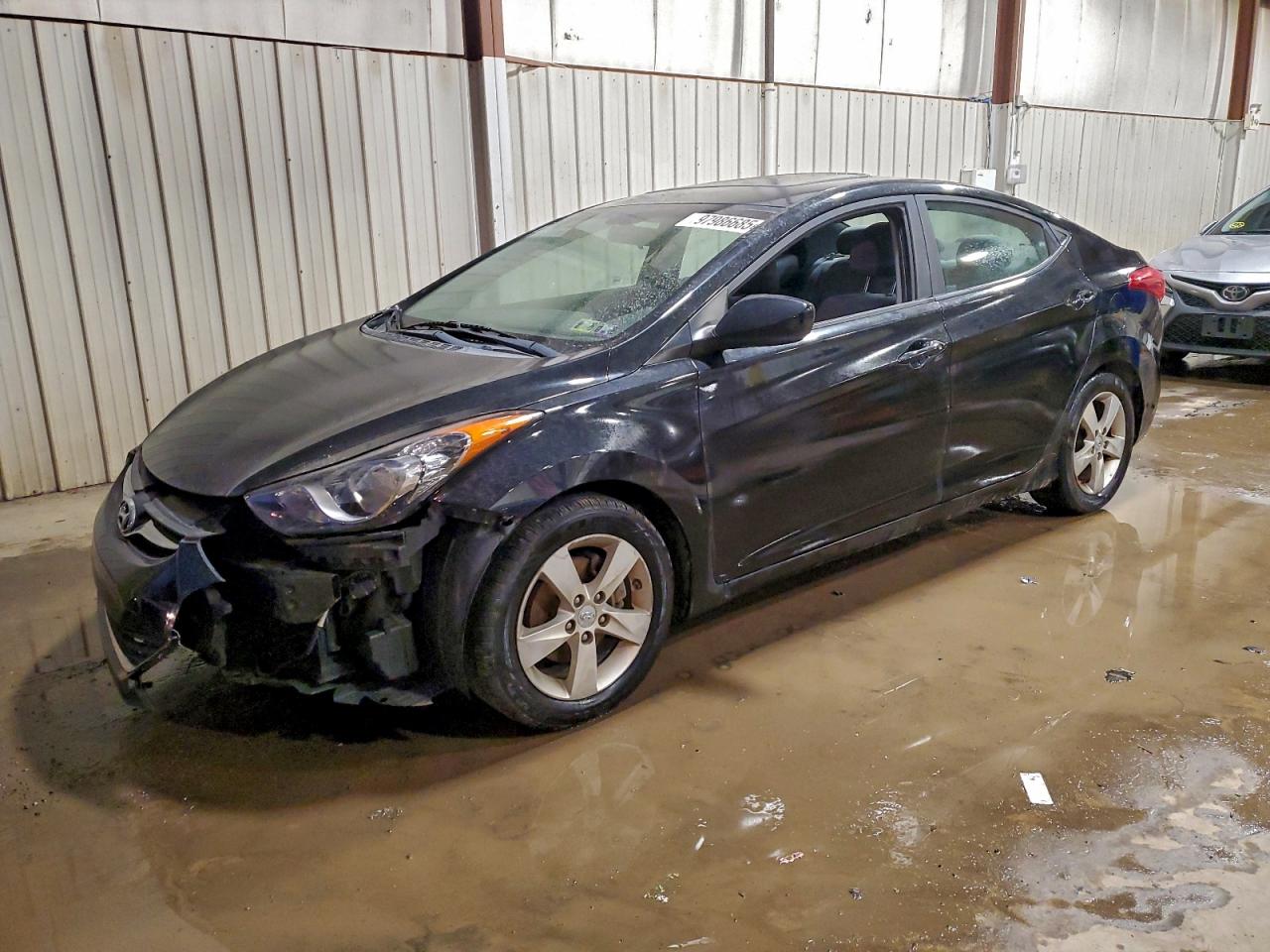2011 Hyundai Elantra GLS, VIN 5NPDH4AE0BH054402 — Front end