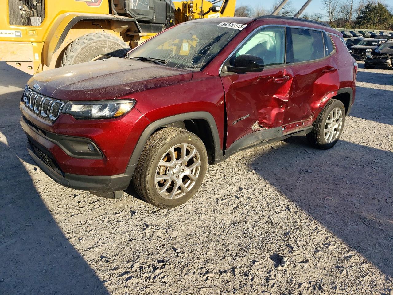 2022 Jeep Compass Latitude Lux, VIN 3C4NJDFB7NT195897 — Side