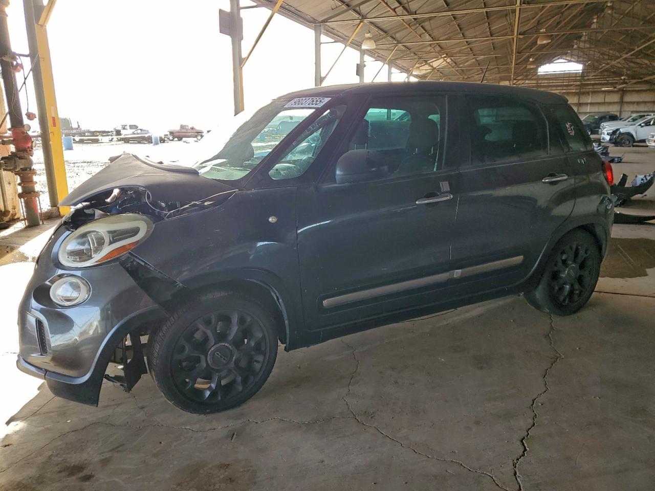 2015 FIAT 500L Urbana Trekking, VIN ZFBCFADH2FZ036636 — Front end