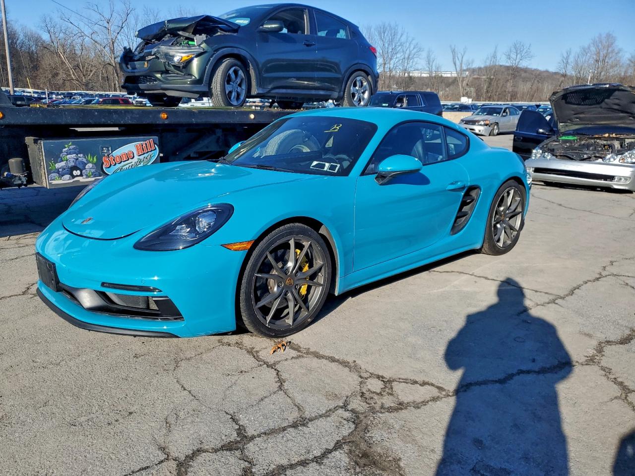 2018 Porsche 718 Cayman S, VIN WP0AB2A85JK279482 — Rear end