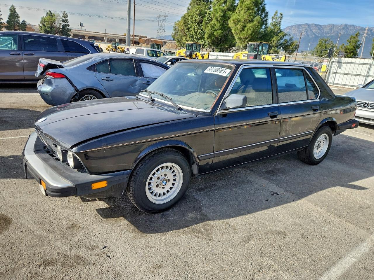 1988 BMW 528 - 533 - 633 - 733 528E, VIN WBADK7300J9832559 — Normal wear