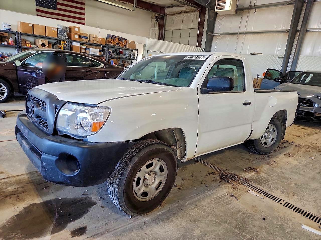 2011 Toyota Tacoma, VIN 5TFNX4CN4BX003574 — Зад
