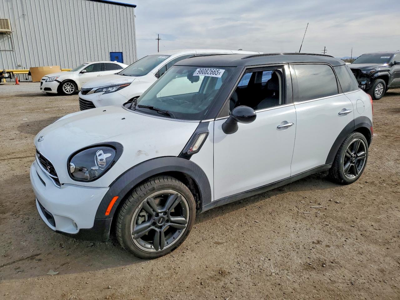 2016 MINI Countryman S, VIN WMWZC3C58GWT09355 — Undercarriage