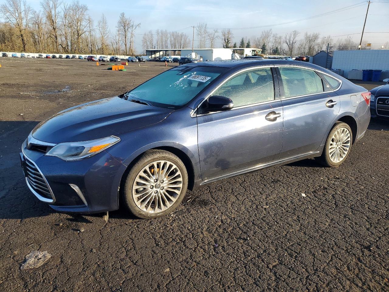 2016 Toyota Avalon XLE, VIN 4T1BK1EBXGU206587 — Front end