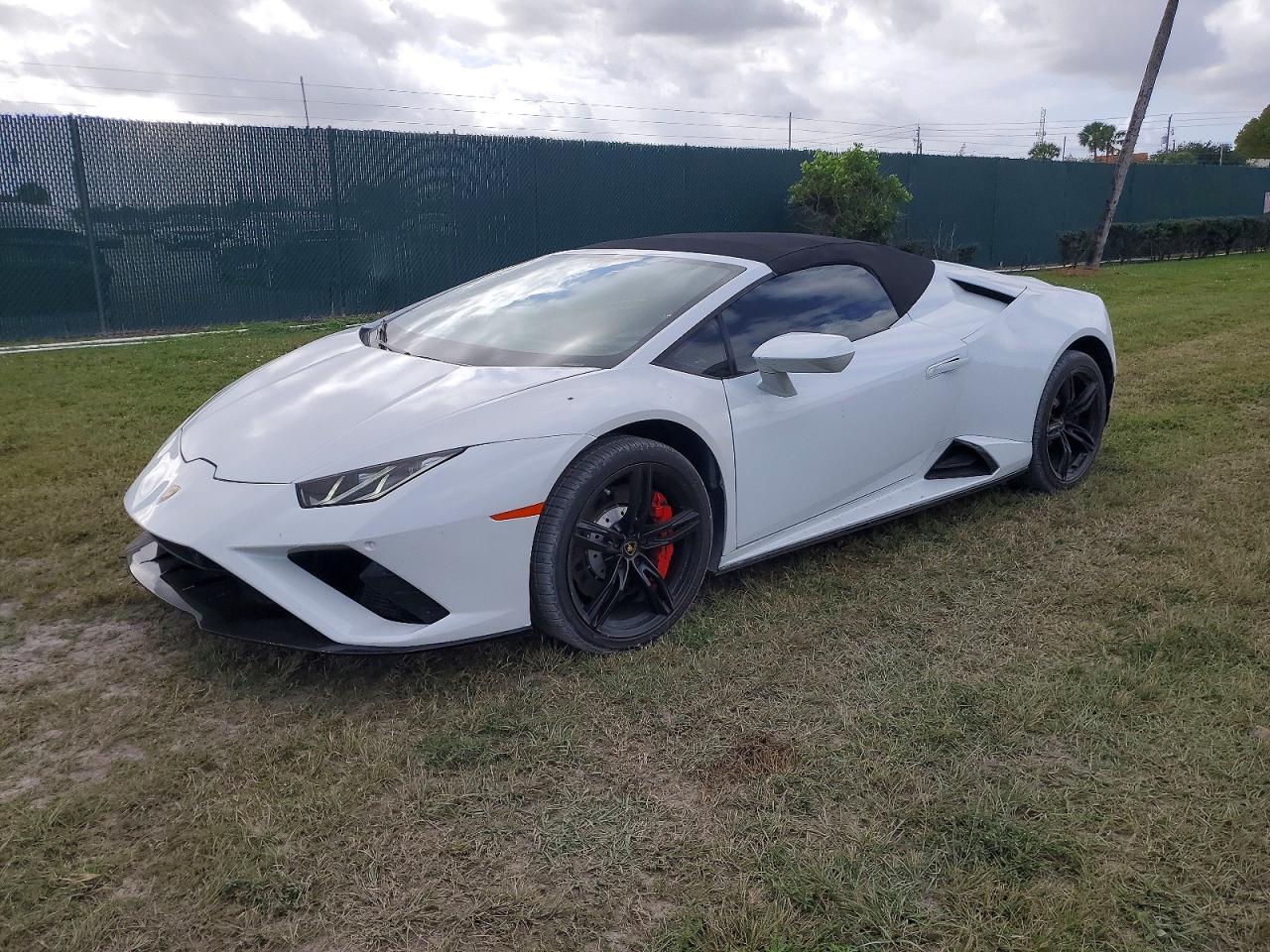 2021 Lamborghini Huracan, VIN ZHWUT5ZF7MLA15963 — Minor dents and scratches
