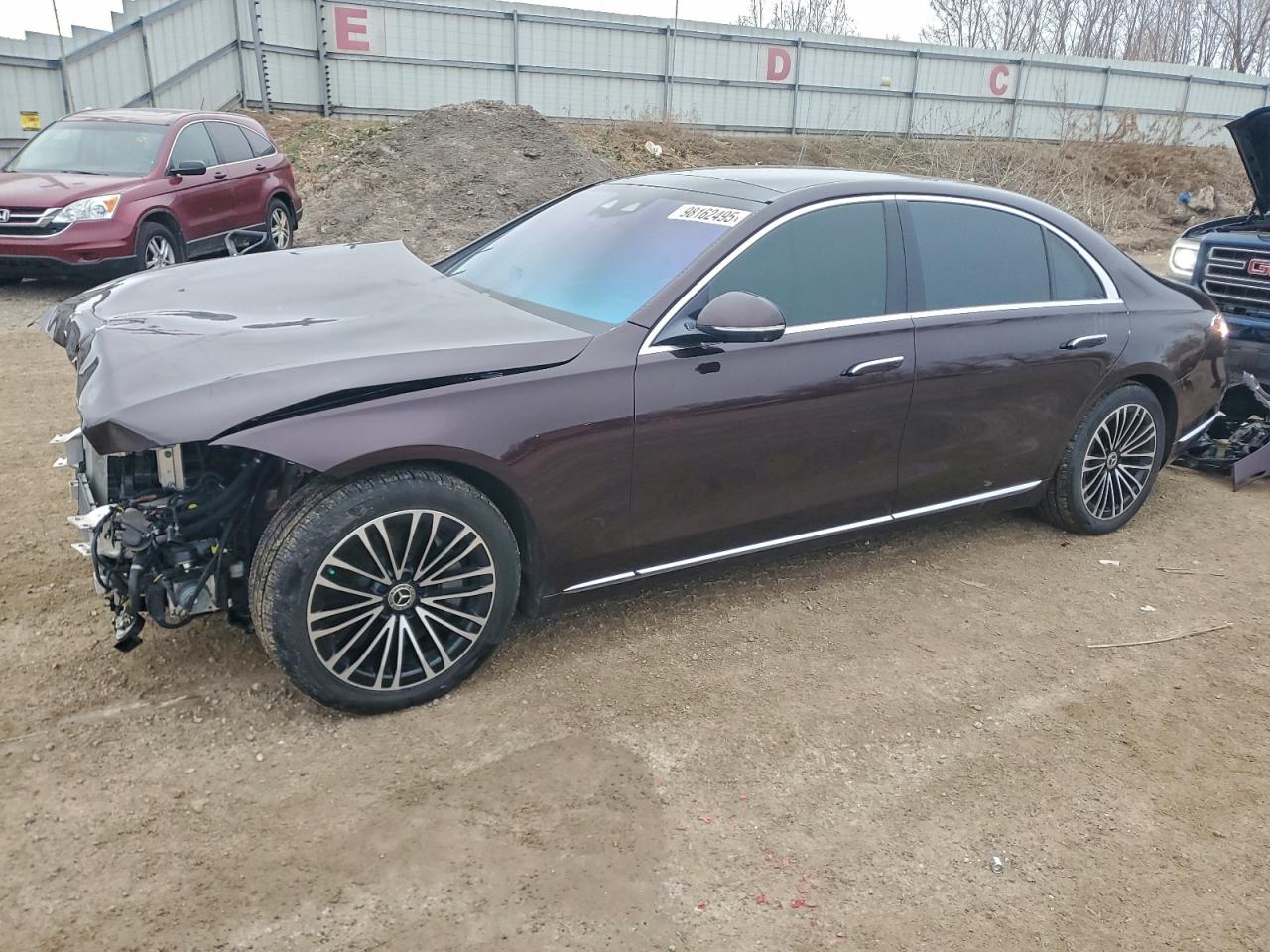 2021 Mercedes-Benz S 580, VIN W1K6G7GB9MA038841 — Front end
