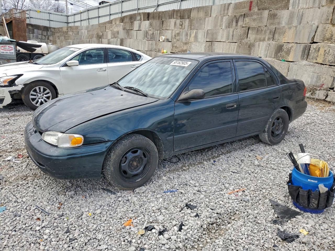1998 Chevrolet Prizm Lsi, VIN 1Y1SK5289WZ413506 — Front end