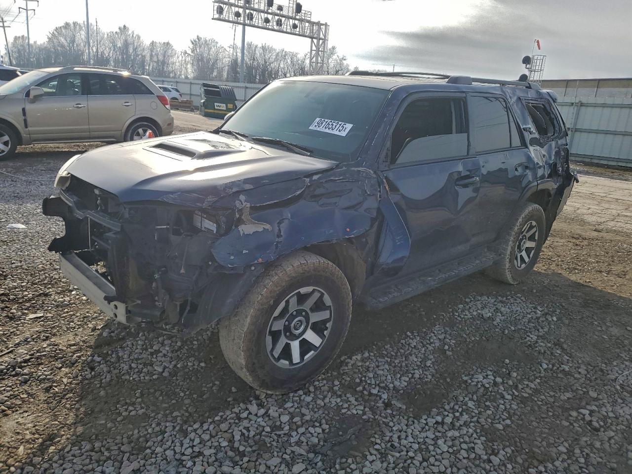 2019 Toyota 4Runner Limited, VIN JTEBU5JR4K5727697 — Front end