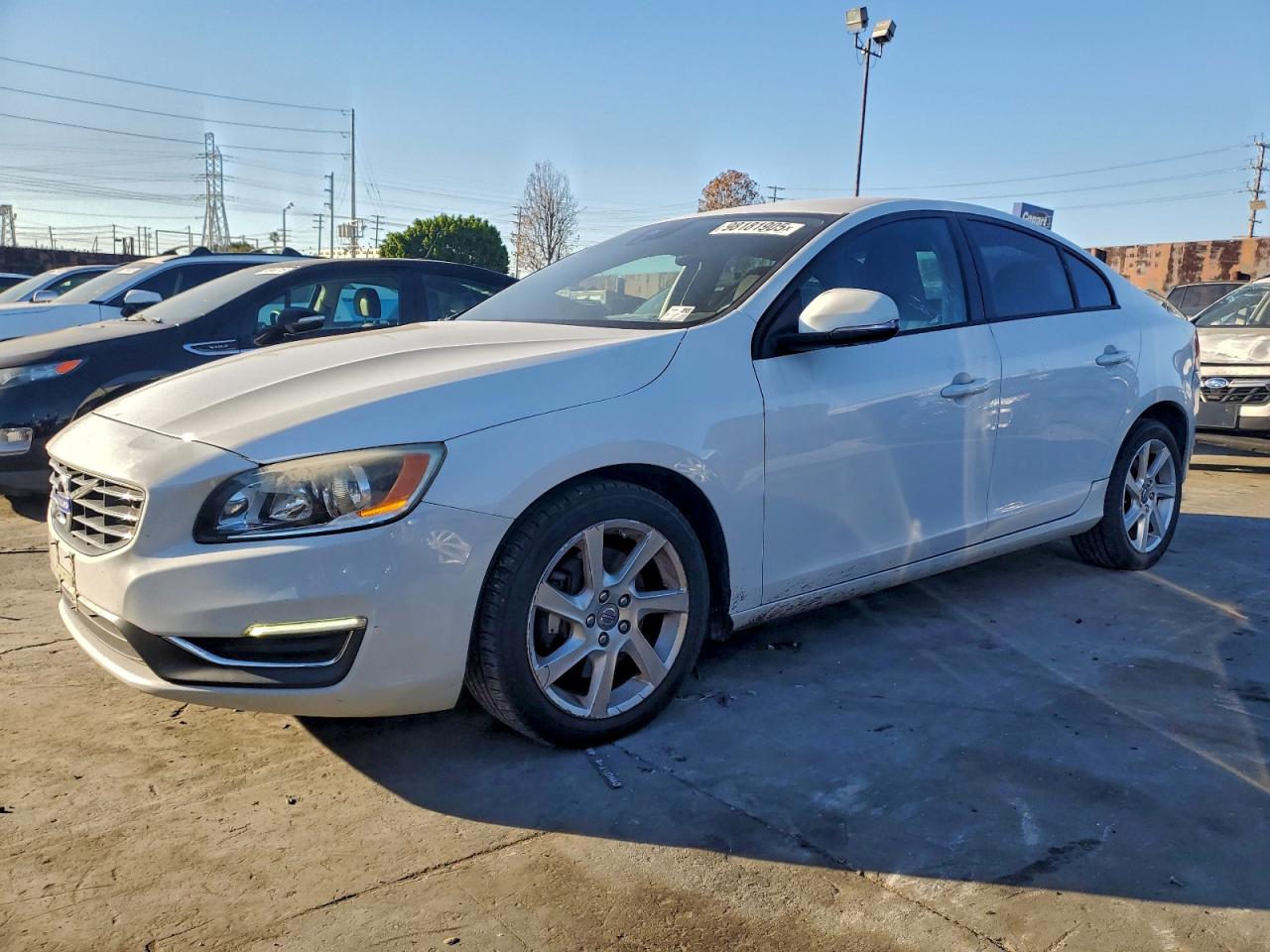 2014 Volvo S60 T5, VIN YV1612FS9E2294614 — Minor dents and scratches
