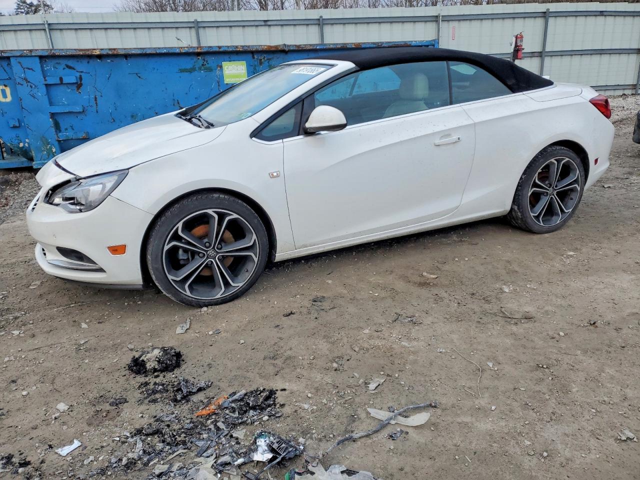 2017 Buick Cascada Premium, VIN W04WH3N58HG167468 — Front end