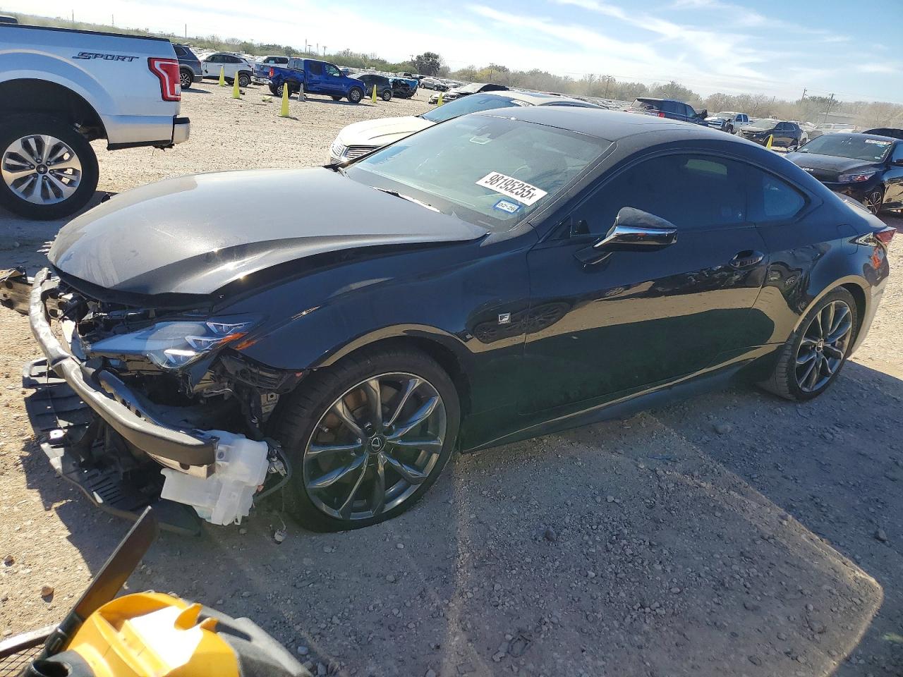 2020 Lexus RC 350 F Sport, VIN JTHGZ5BC8L5022682 — Front end