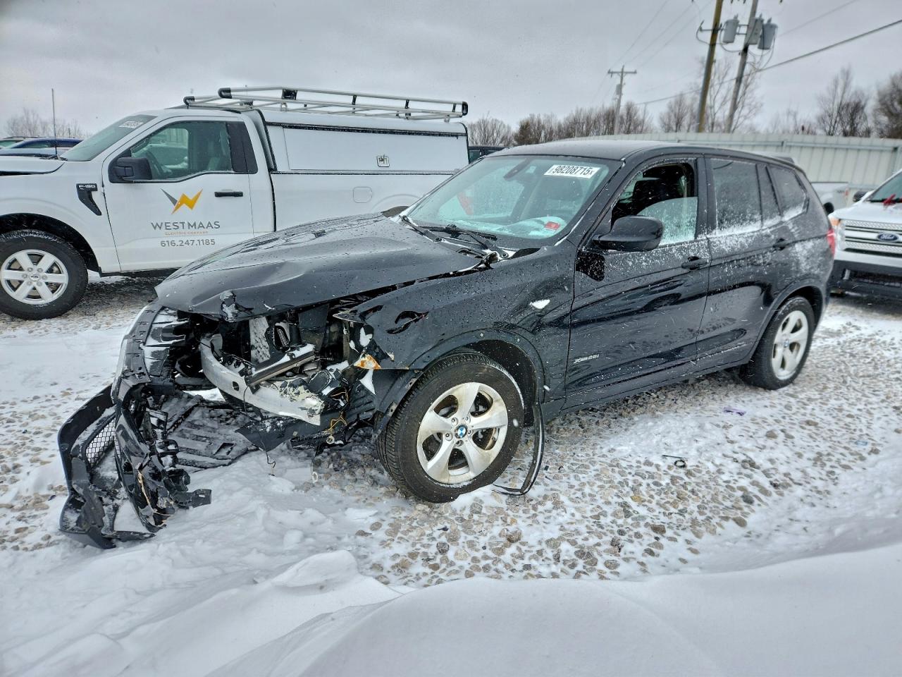 2012 BMW X3 28i, VIN 5UXWX5C52CL725899 — Перед