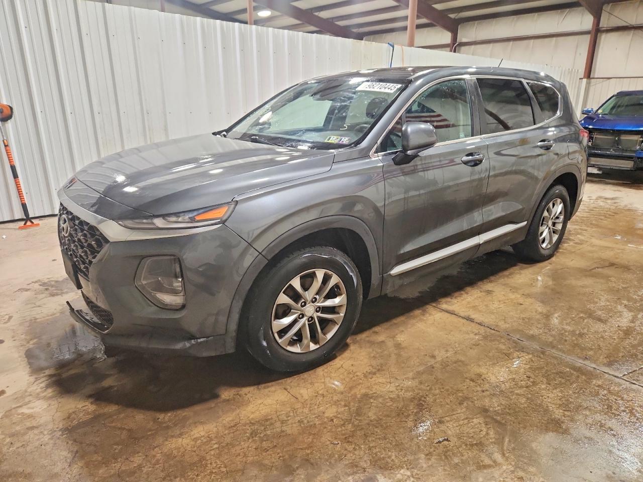 2020 Hyundai Santa Fe SE, VIN 5NMS23AD1LH169230 — Front end