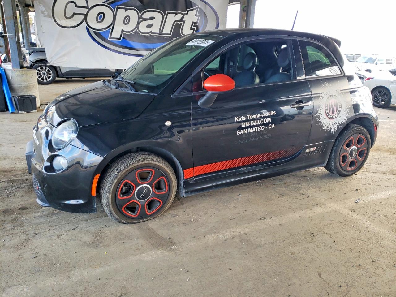 2014 FIAT 500e, VIN 3C3CFFGE5ET189517 — Front end