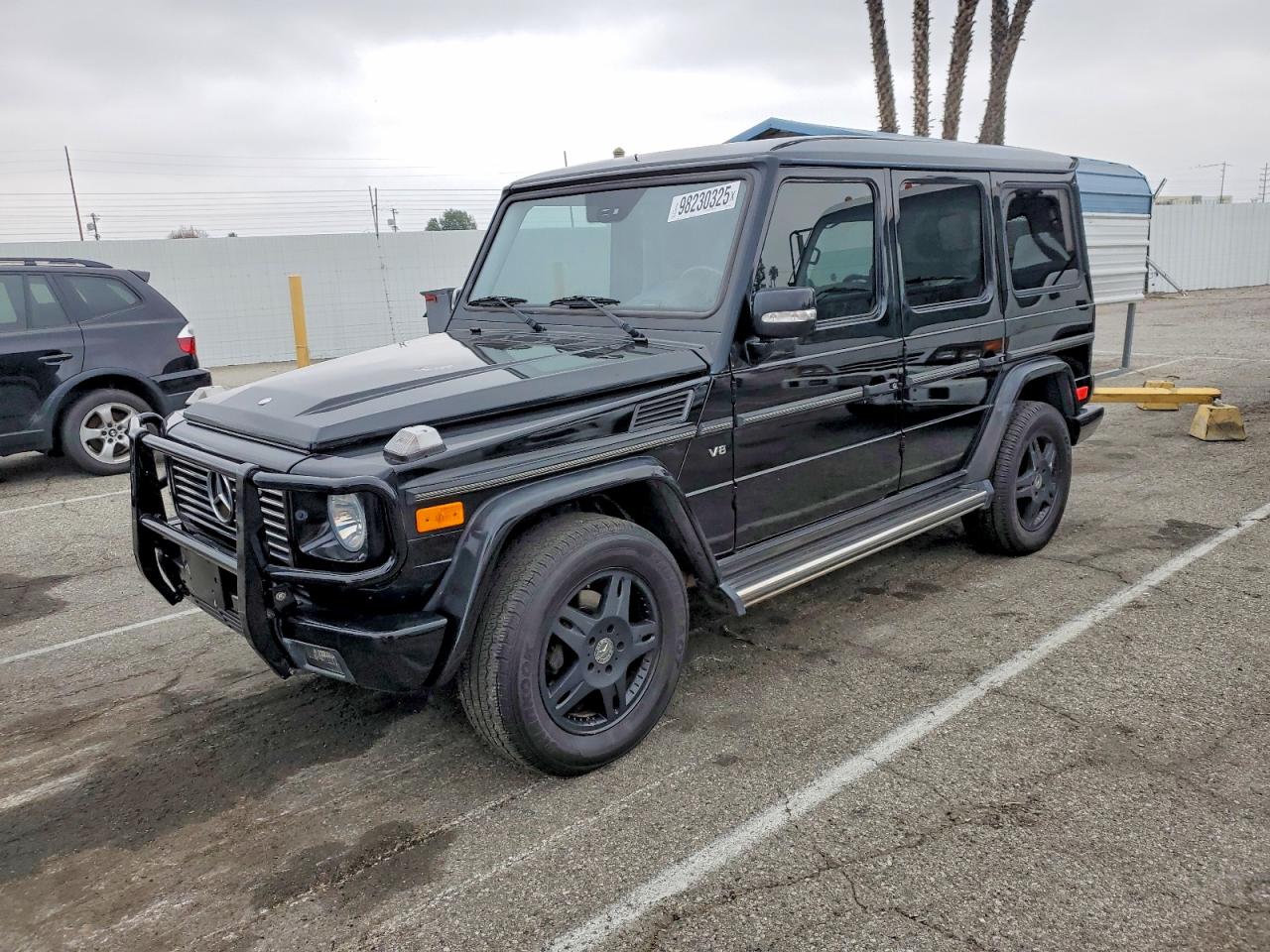 2003 Mercedes-Benz G 500, VIN WDCYR49E73X140437 — Minor dents and scratches